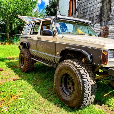 jeep xj steel fender flares.